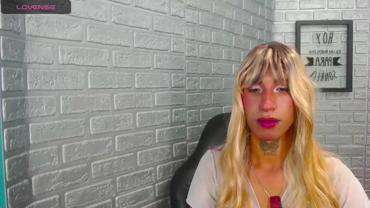 Offline Michael_Twuis on Cam4