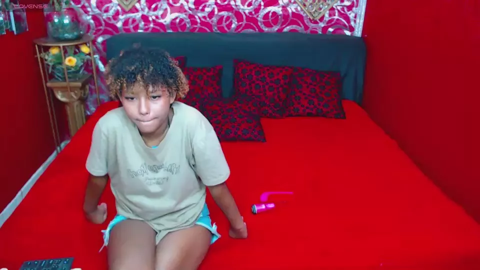 Offline MICHEELPEIN on Cam4