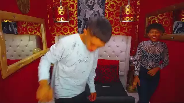 Offline MICHEELPEIN on Cam4