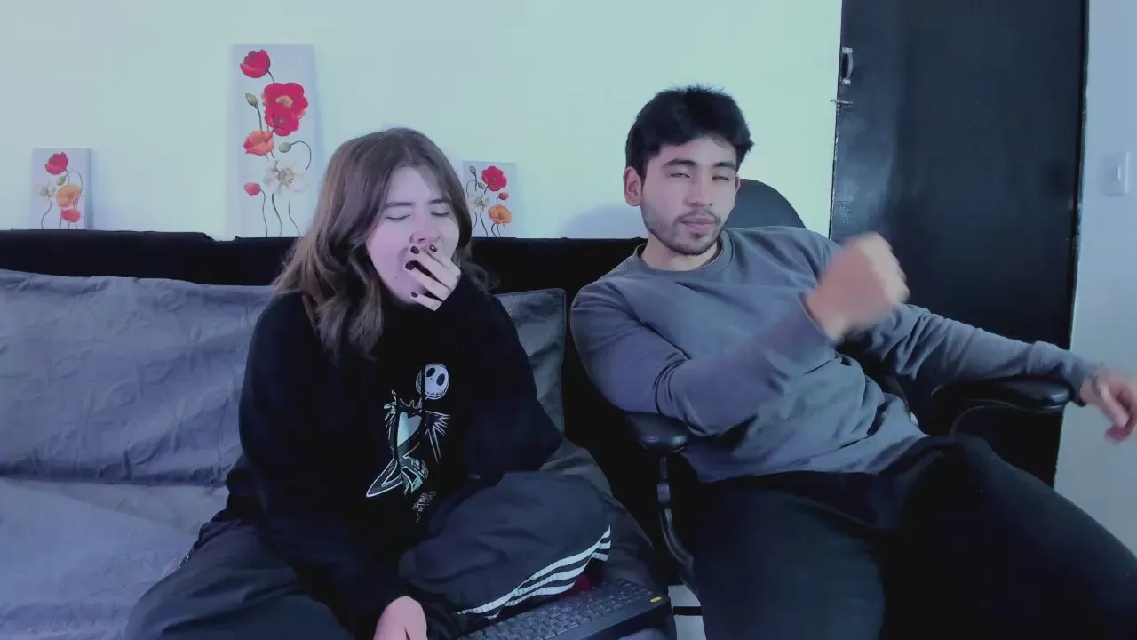 Offline MichelandChris on Cam4