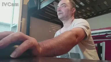 Offline michele197747 on Cam4