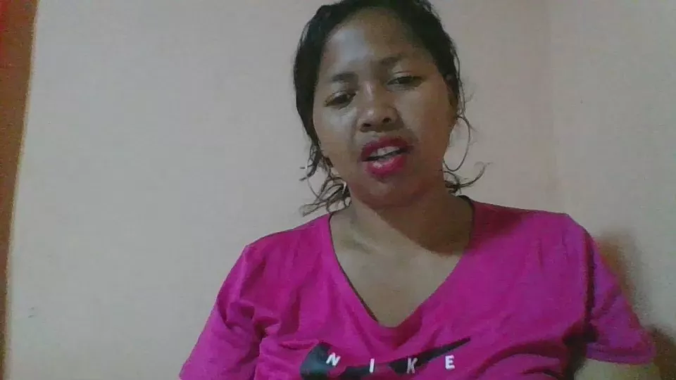 Offline Michella05 on Cam4