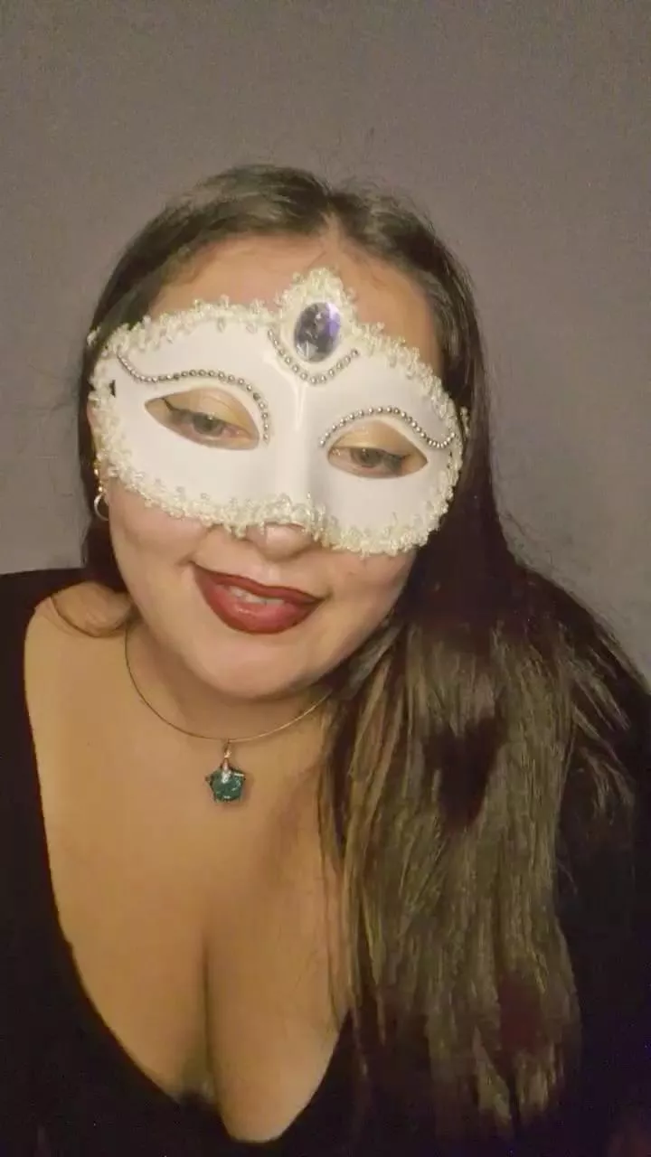 Offline Mielcitahot2 on Cam4