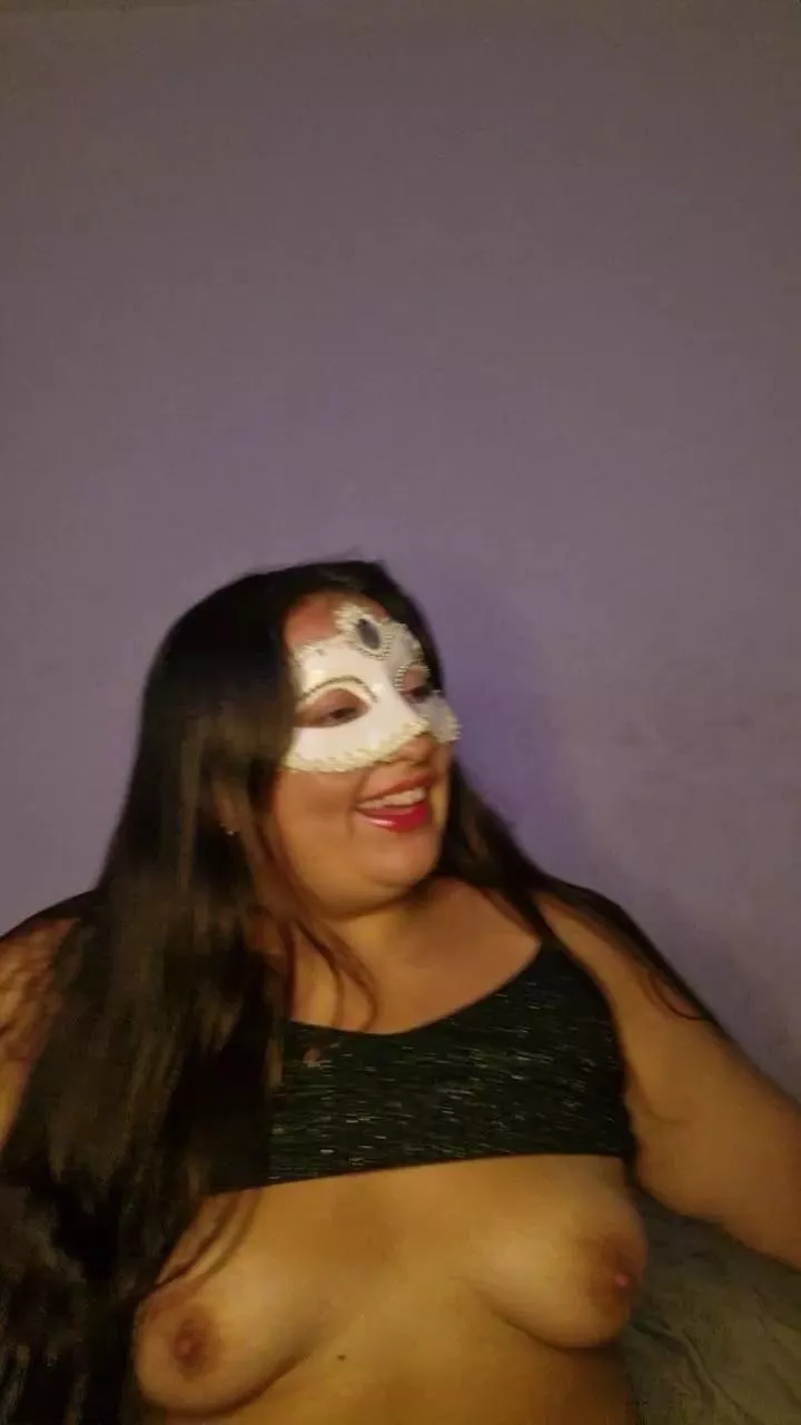 Offline Mielcitahot2 on Cam4