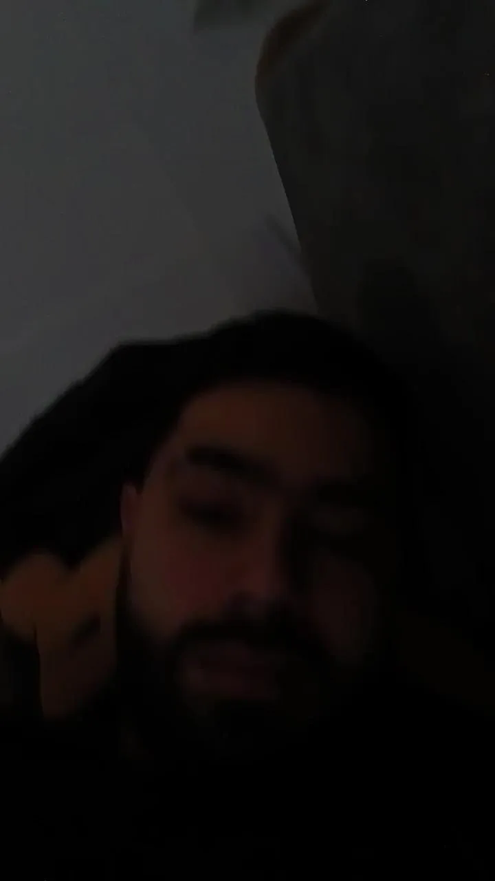 Offline mikeblaree on Cam4