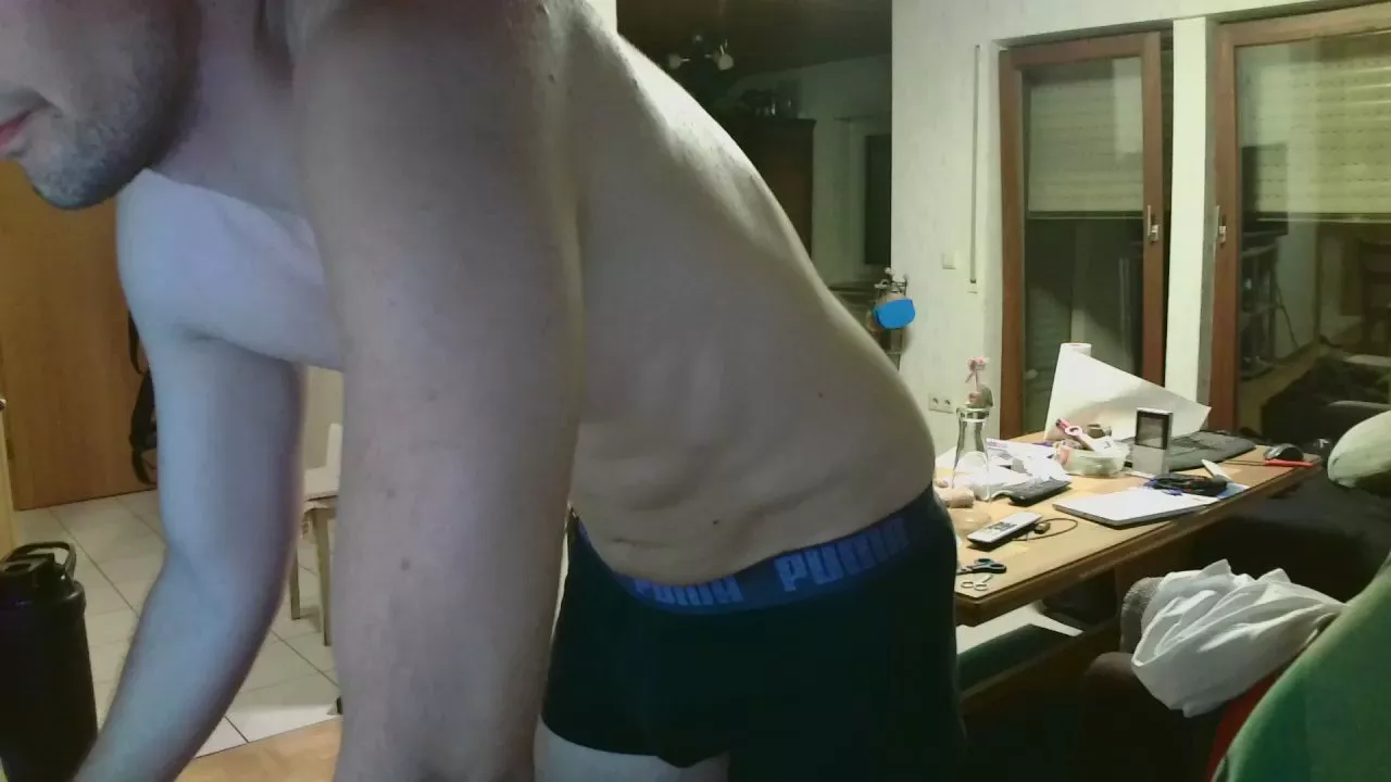 Offline mikuesexy1 on Cam4