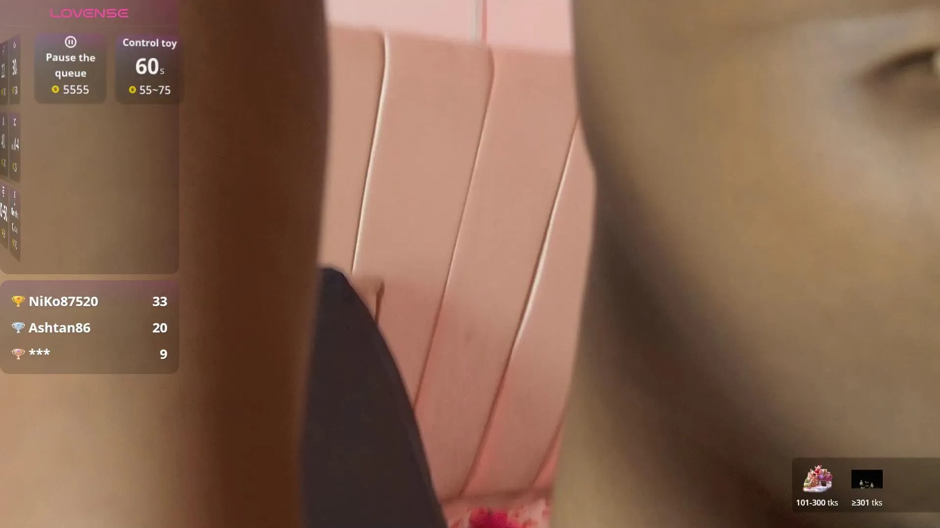 Freechat mila_n_max on Cam4