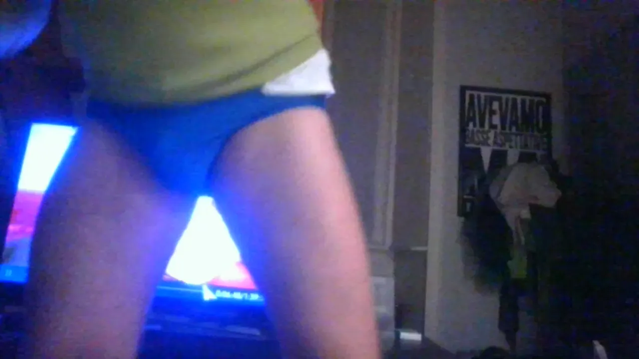 Offline milanohard4 on Cam4