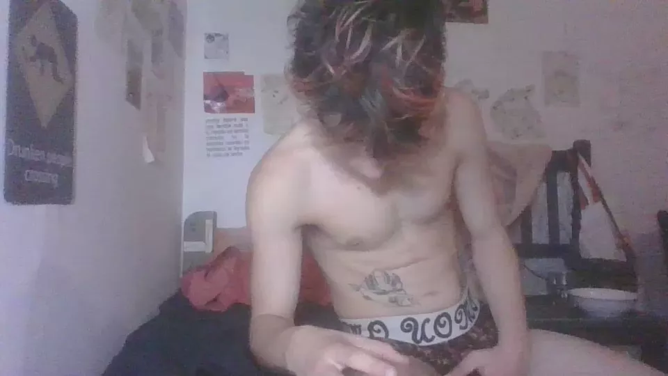 Offline Miloverboy on Cam4