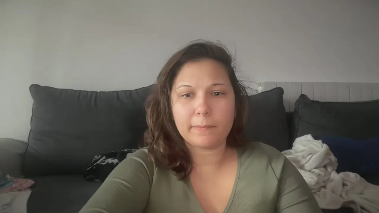 Offline minettesexy1 on Cam4