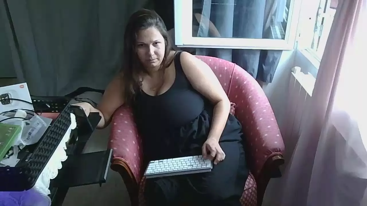 Offline minettesexy1 on Cam4