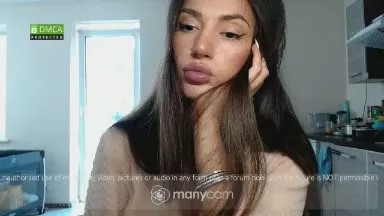 Offline MissArianna on Cam4