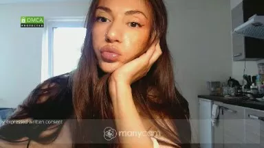 Offline MissArianna on Cam4