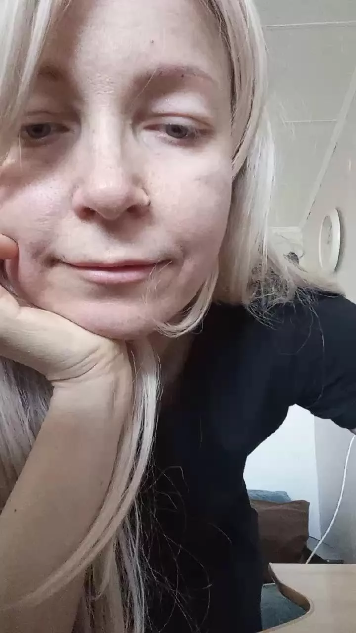 Offline MissDisare on Cam4