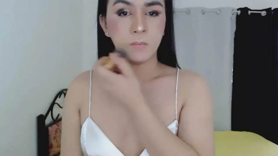 Offline Mistress_Arcie on Cam4