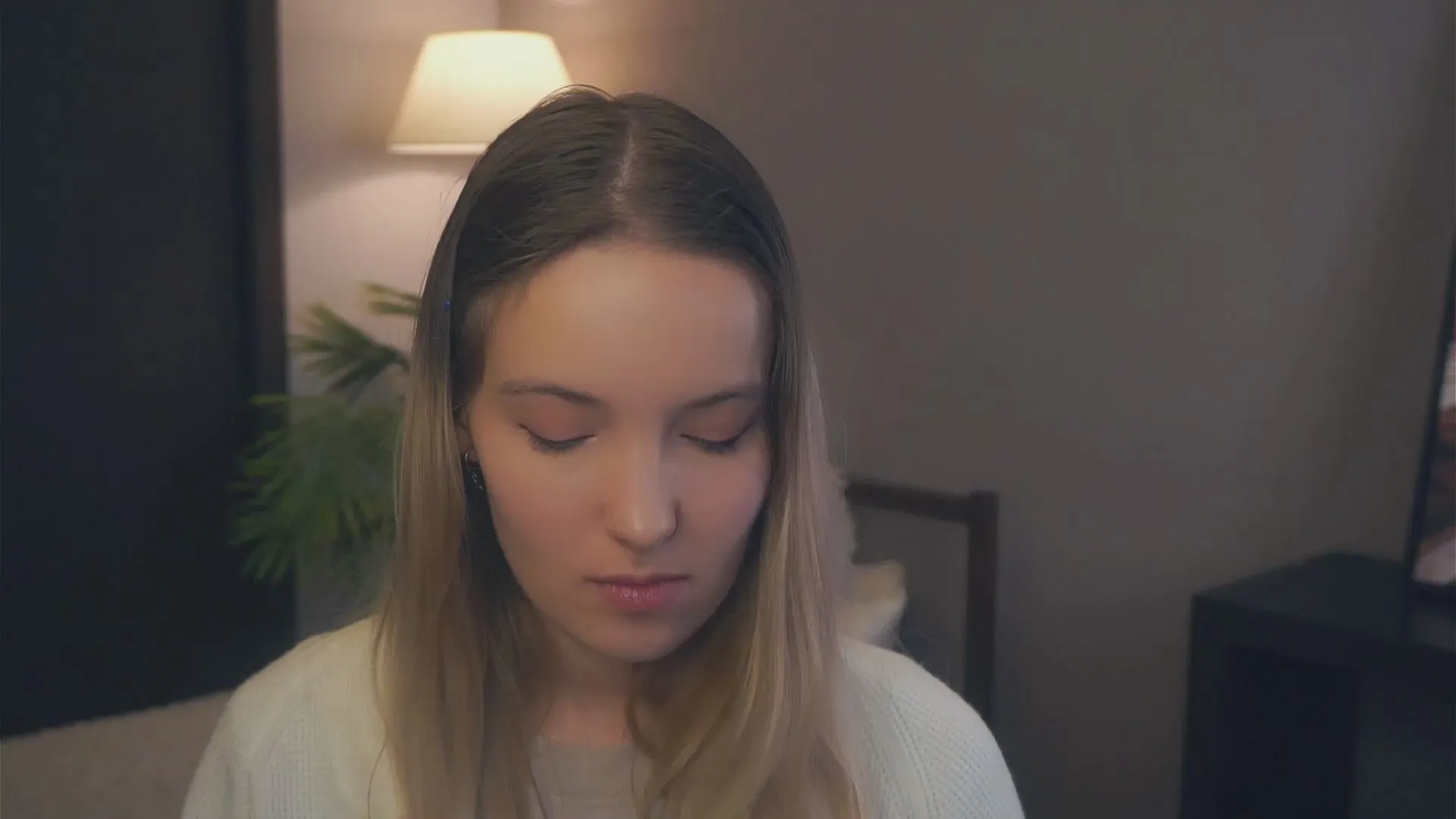 Offline MitzieParonto on Cam4