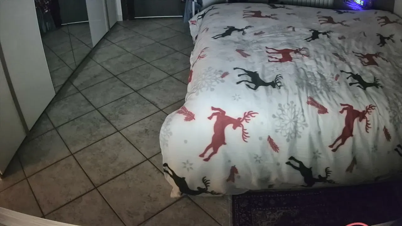 Freechat moniba on Cam4