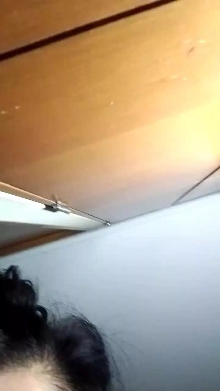 Offline Monttychilena on Cam4