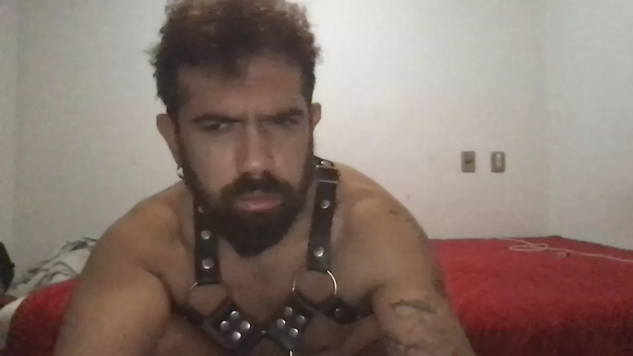 Offline morbostgo31 on Cam4