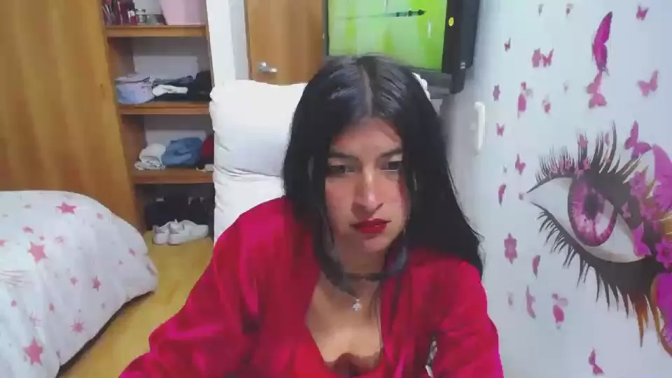 Offline MORENABXX19 on Cam4