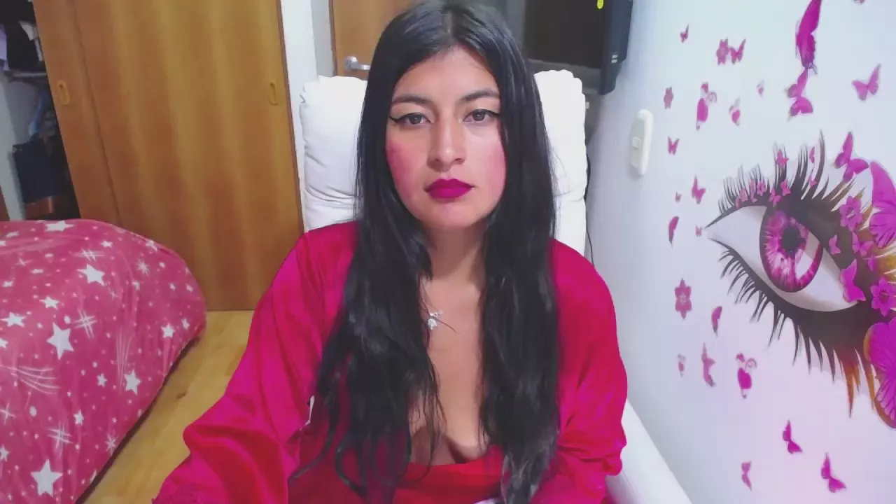 Offline MORENABXX19 on Cam4