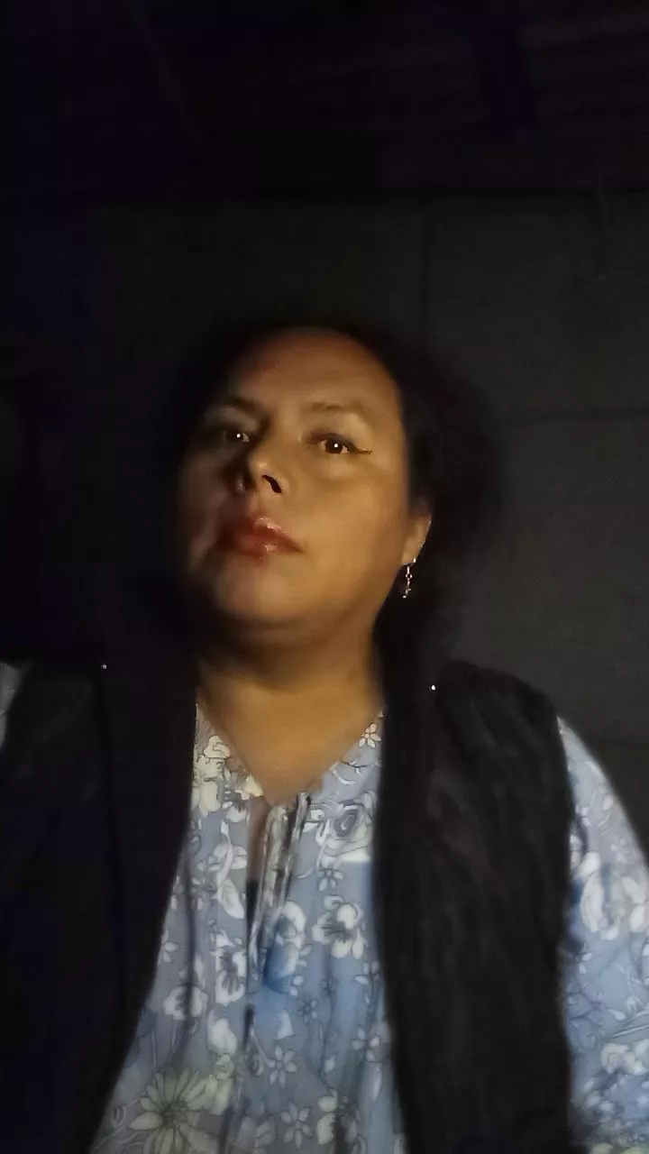 Offline Morenatrans on Cam4