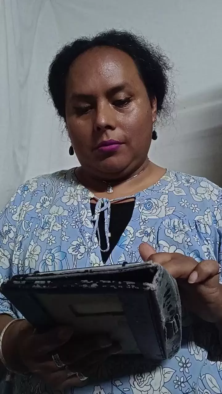 Offline Morenatrans on Cam4