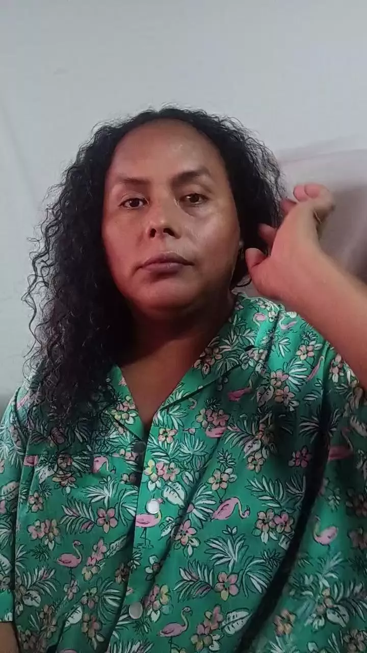 Offline Morenatrans on Cam4