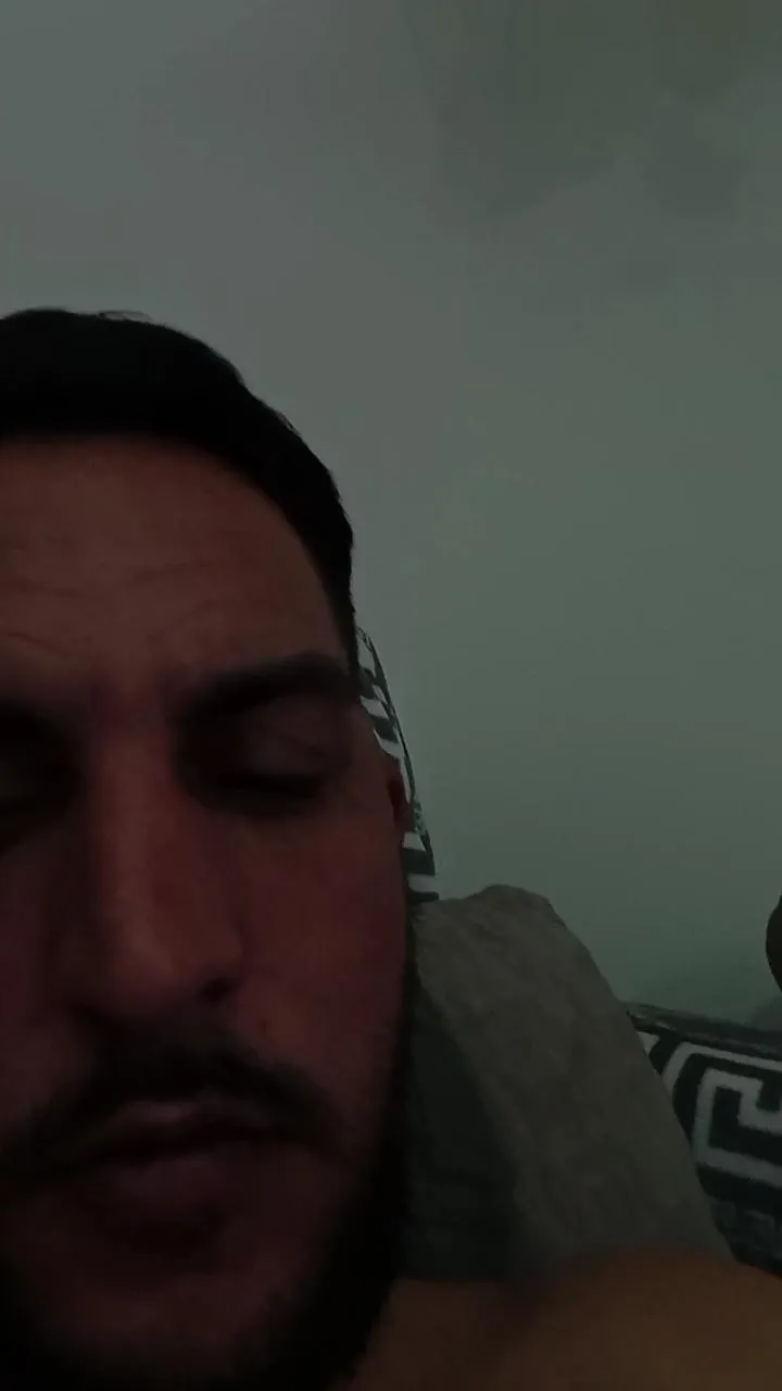 Offline morenitopollon3 on Cam4