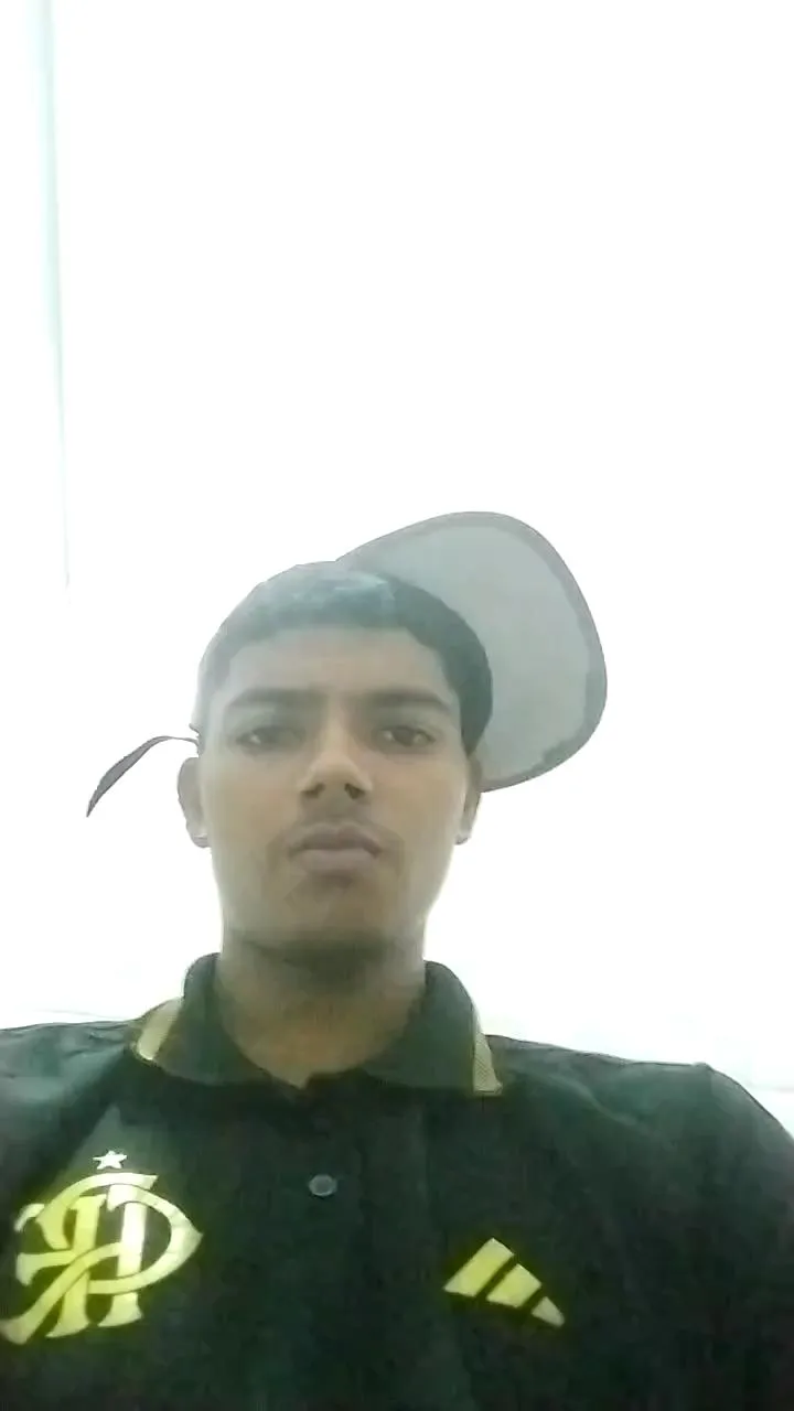 Offline Morenogiga on Cam4