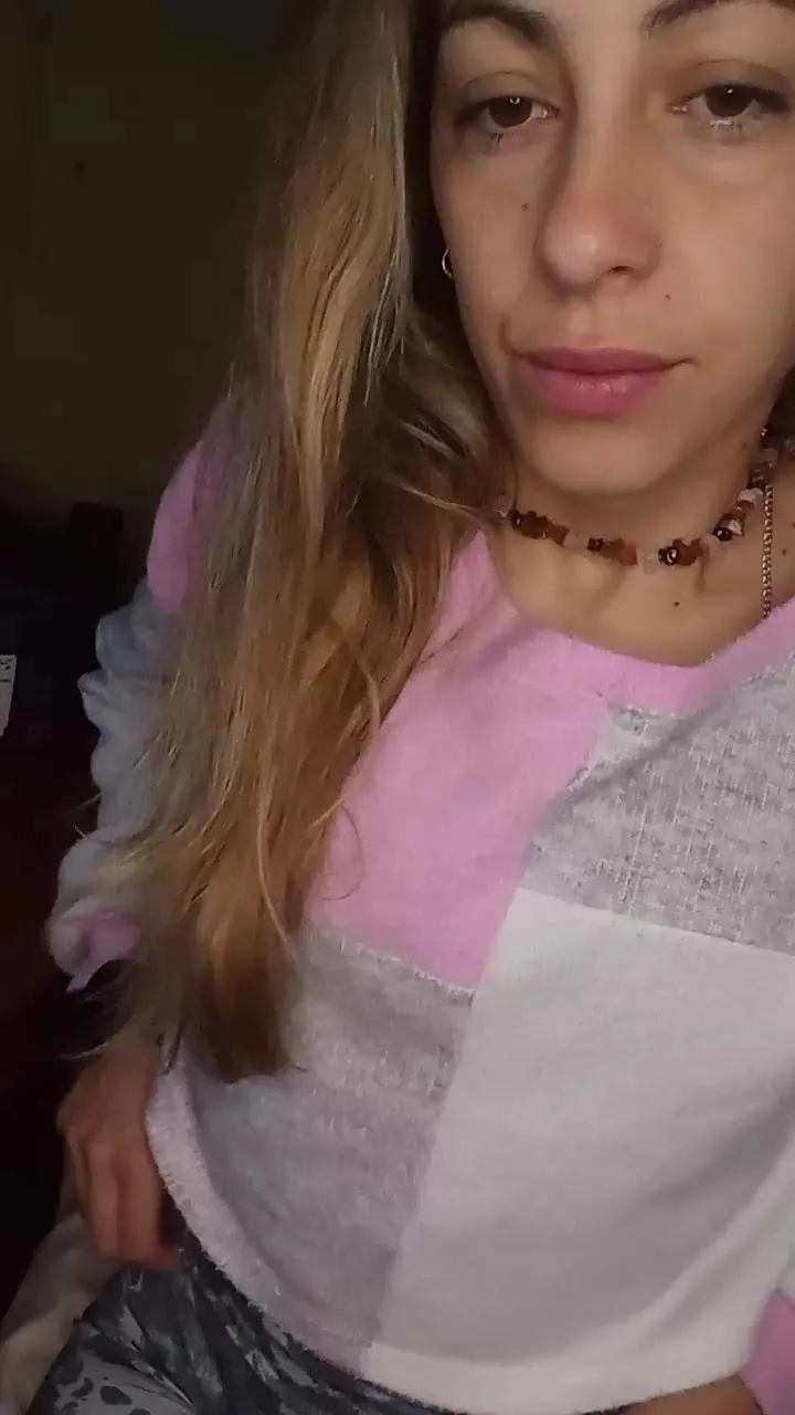 Offline muchachitafatal on Cam4