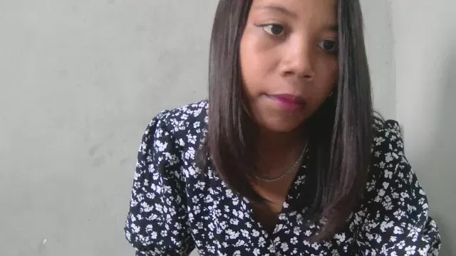 Offline Mulanne001 on Cam4