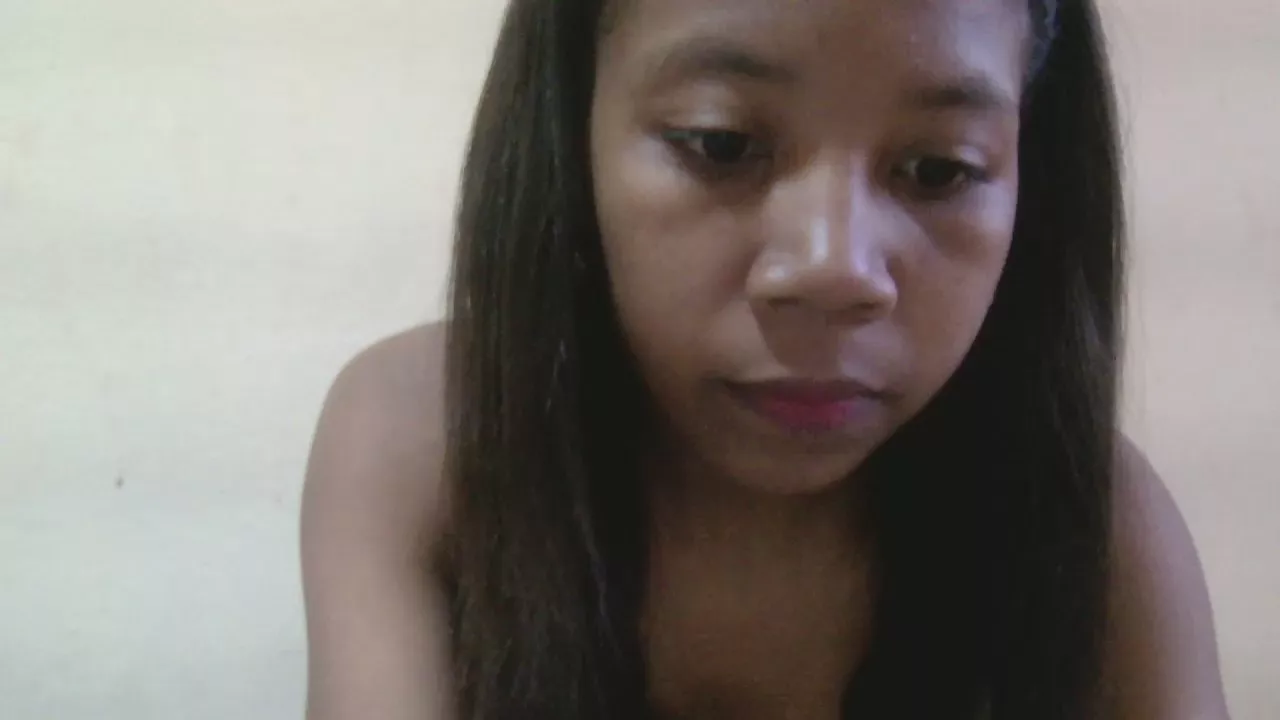 Offline Mulanne001 on Cam4