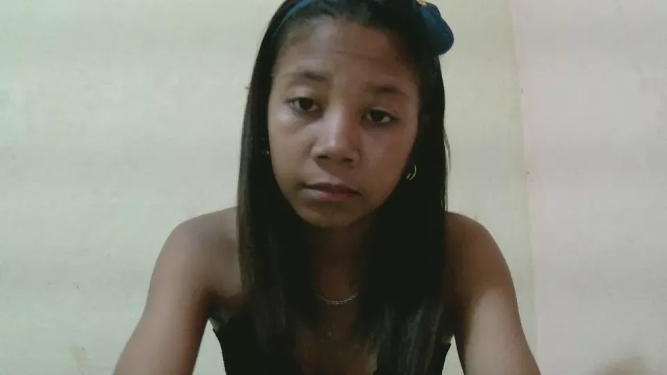 Offline Mulanne001 on Cam4