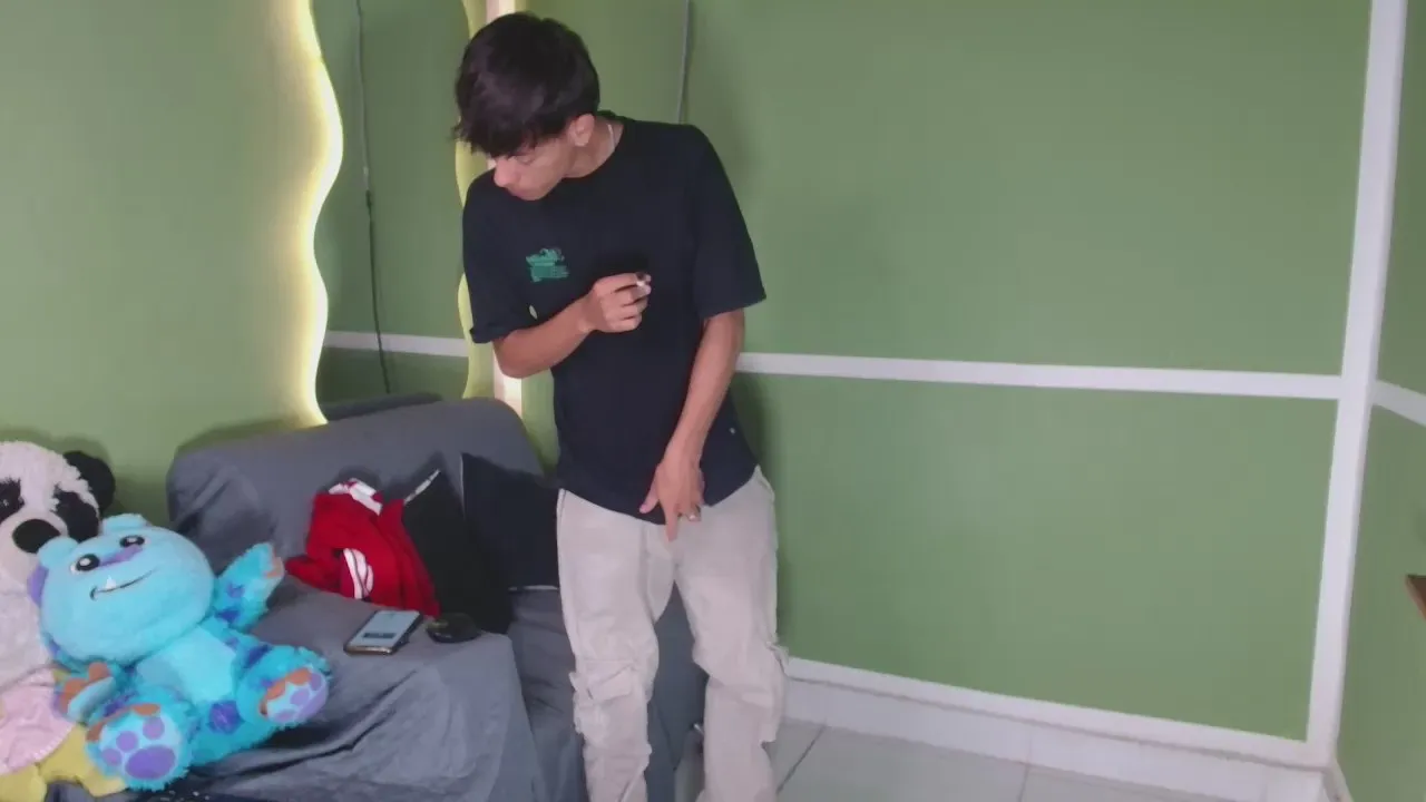 Offline murderer_dick on Cam4