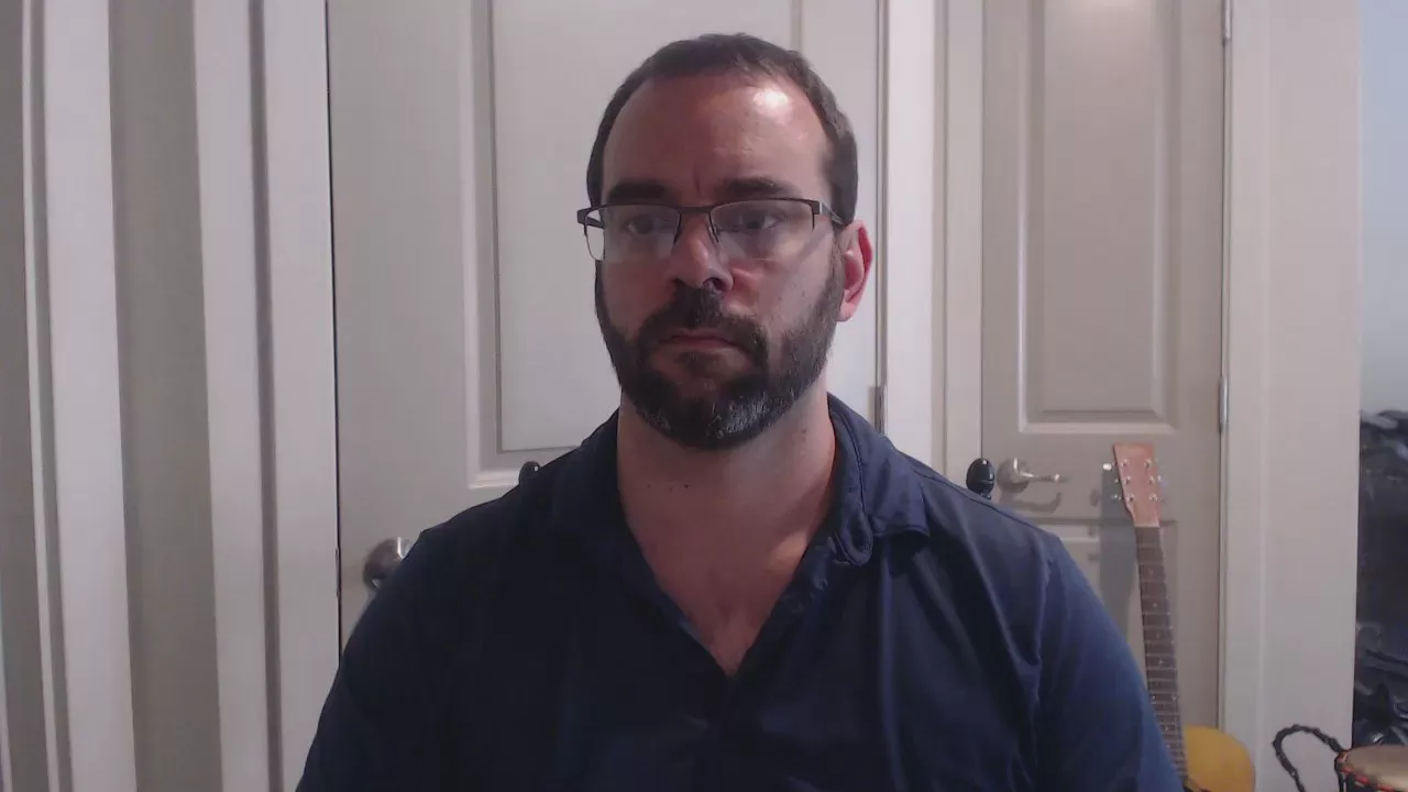 Offline MysticWizard369 on Cam4