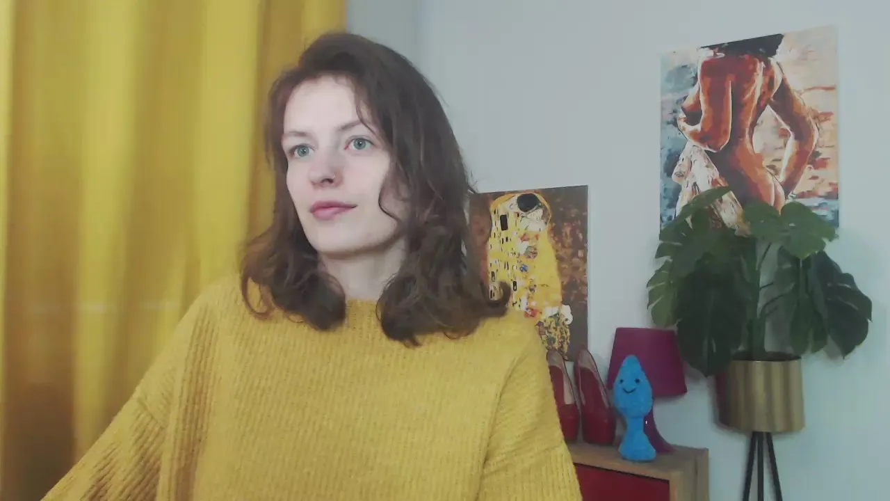 Offline nadine_lust on Cam4