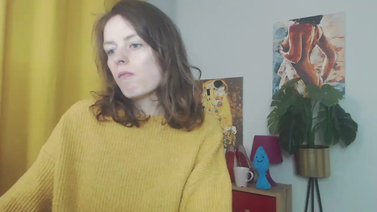 Offline nadine_lust on Cam4