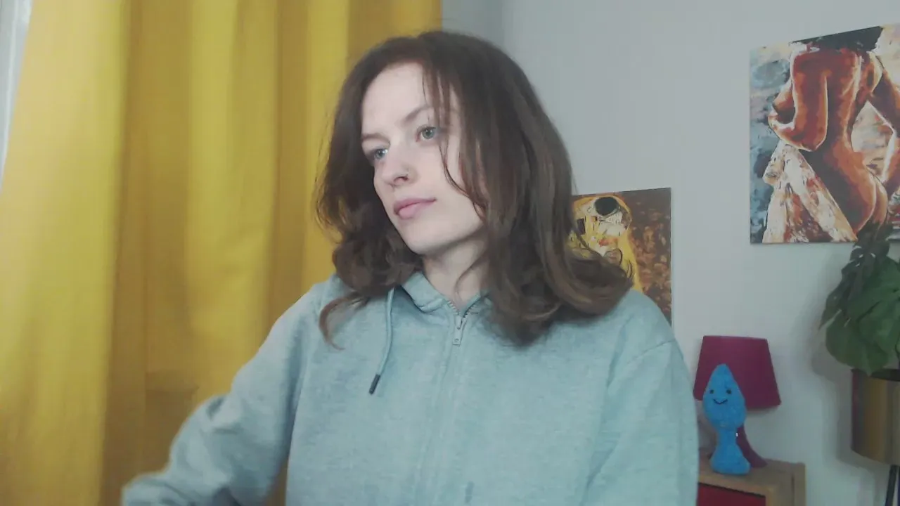 Offline nadine_lust on Cam4