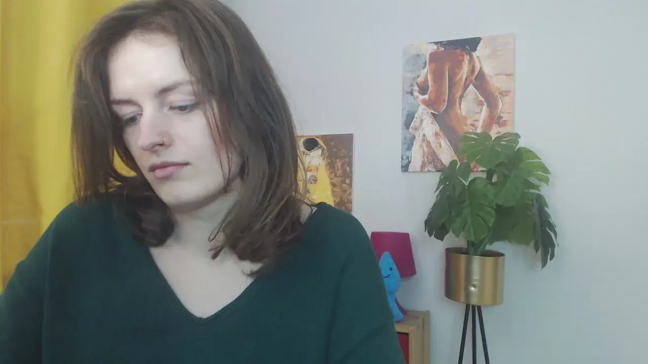 Offline nadine_lust on Cam4