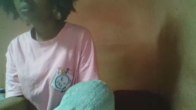 Offline Nanah26 on Cam4