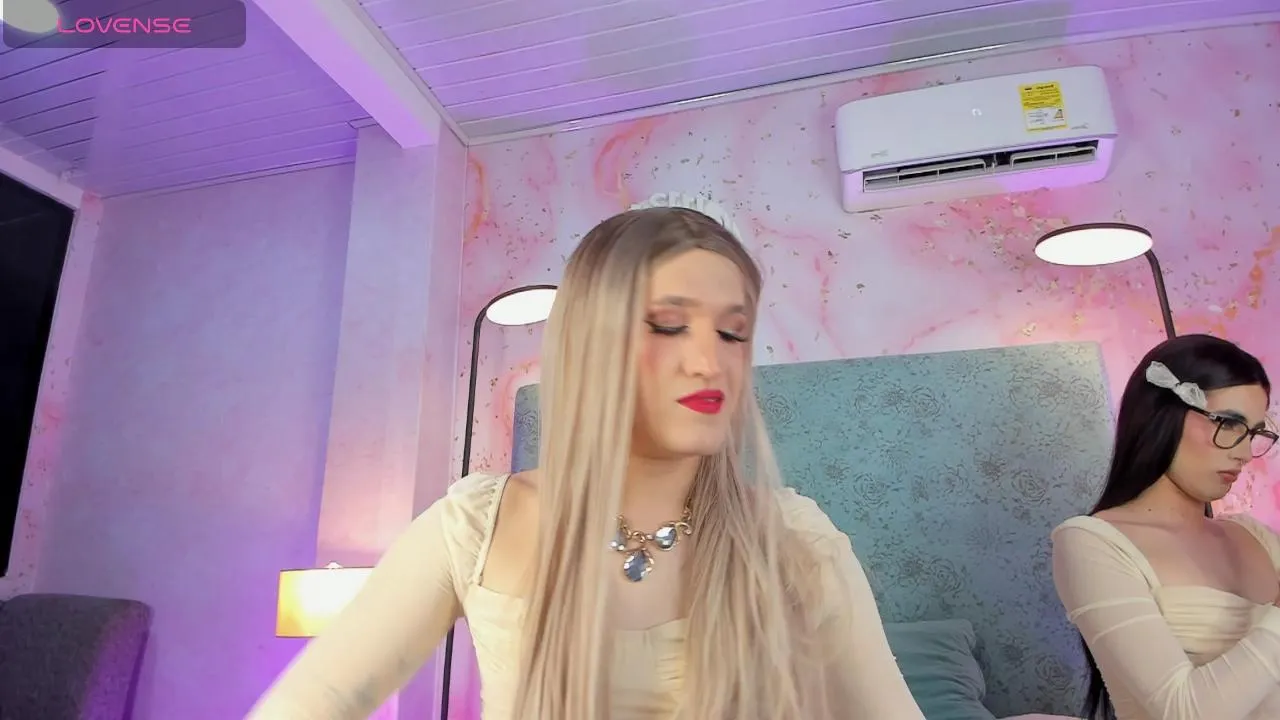 Freechat Naomi_Collins on Cam4