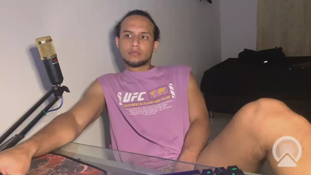 Offline NarenFelipe on Cam4