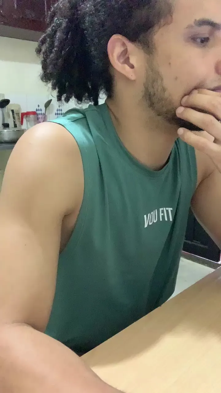 Offline NarenFelipe on Cam4