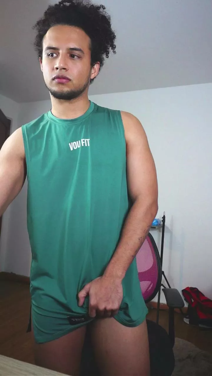 Offline NarenFelipe on Cam4