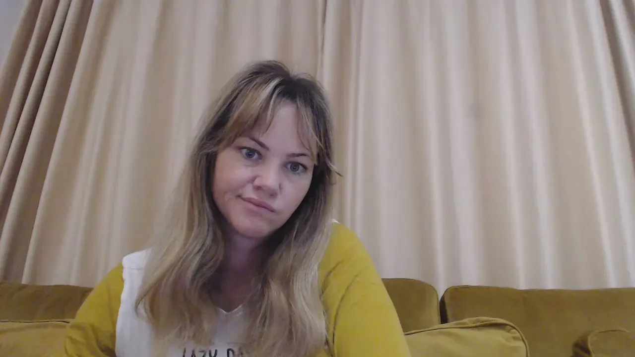 Offline nastyjessie on Cam4