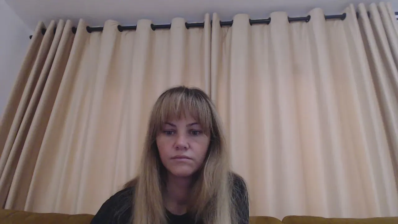 Offline nastyjessie on Cam4