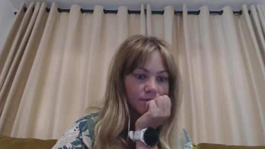 Offline nastyjessie on Cam4