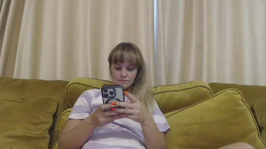 Offline nastyjessie on Cam4