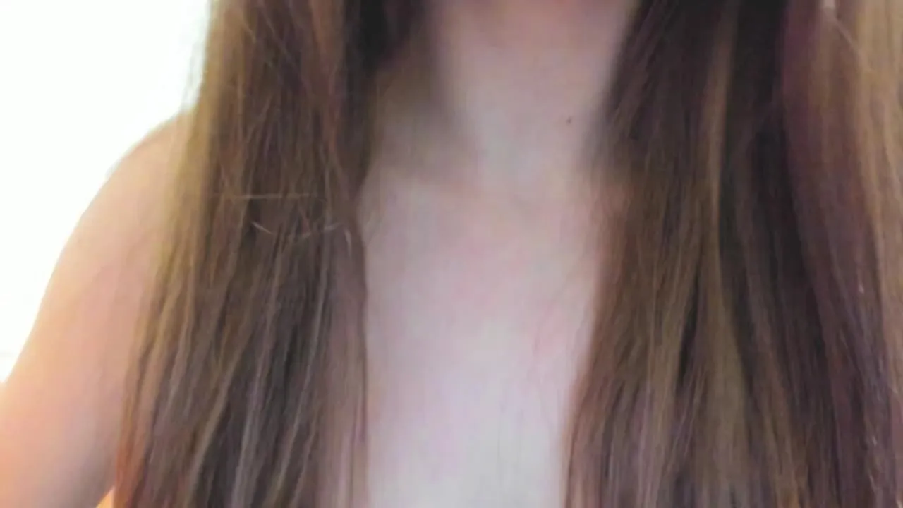 Offline Naughty_Molly on Cam4